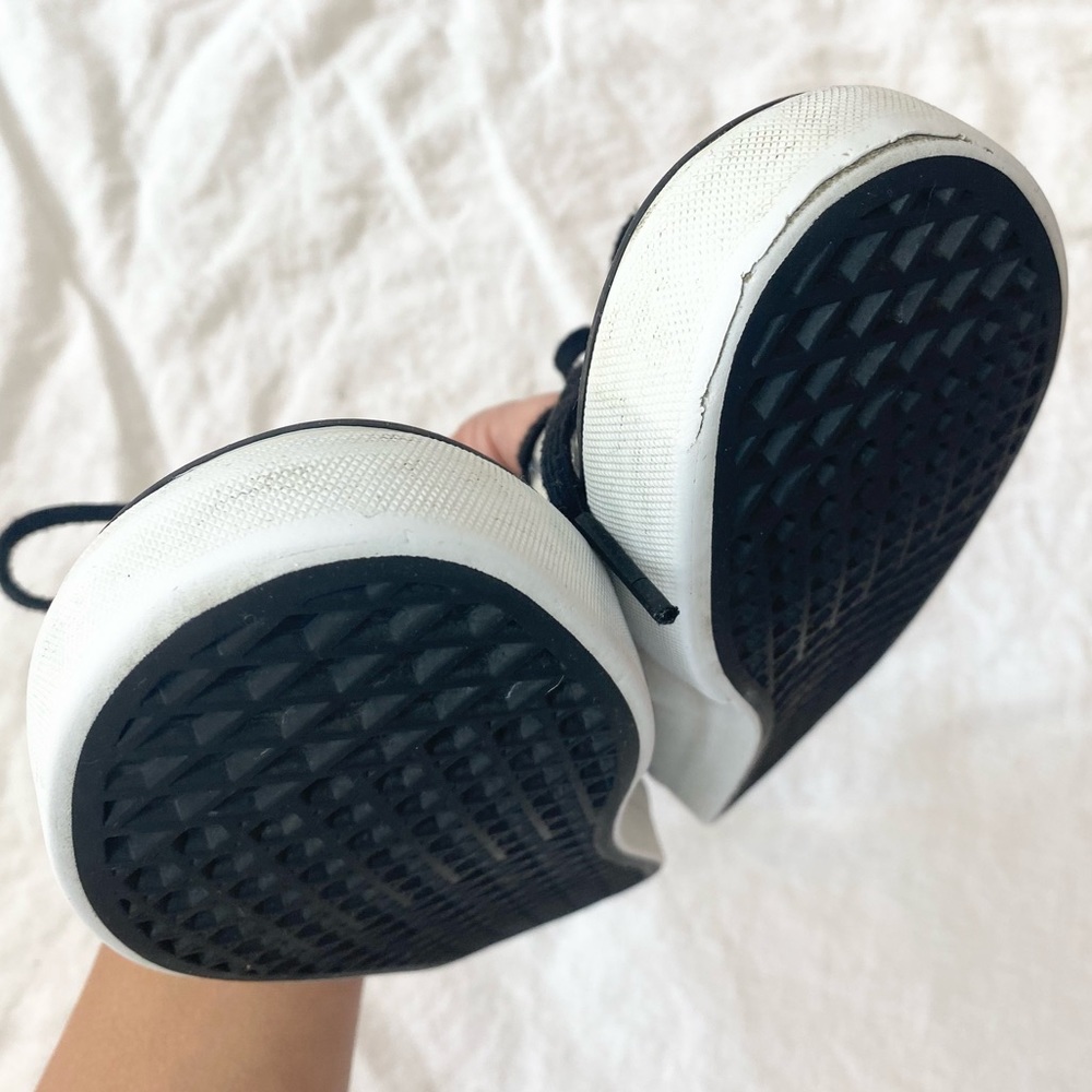 Vans Authentic In Digi Roses In Black - Picture 12 of 16